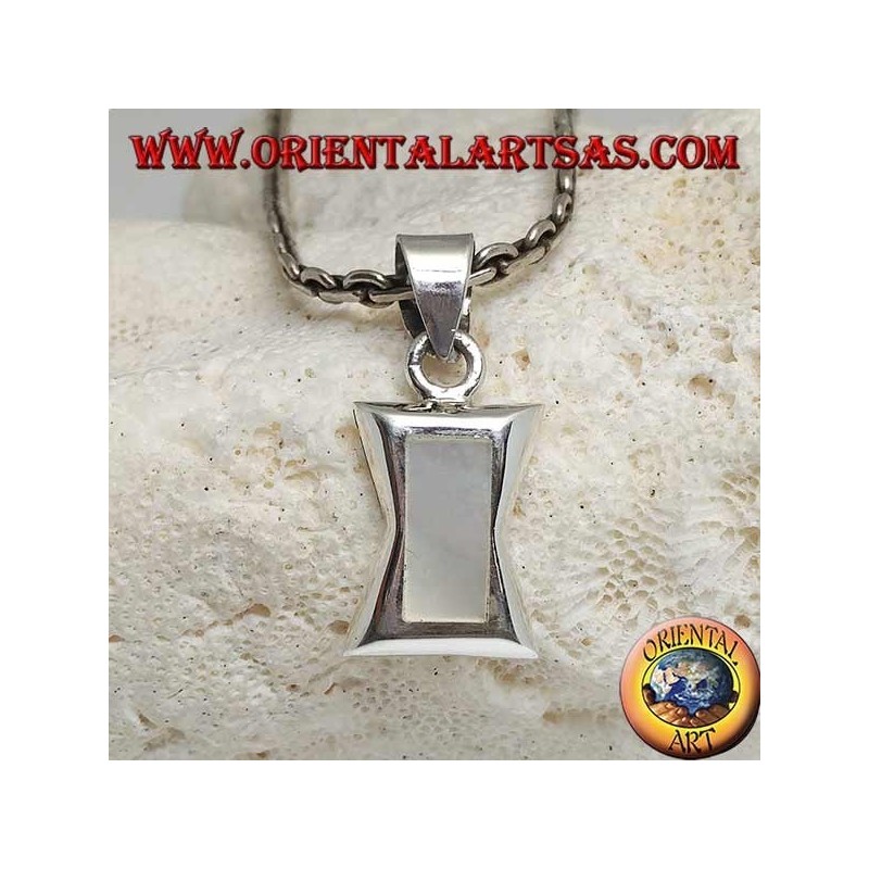 Pendentif en argent en forme de rectangle concave au centre avec nacre rectangulaire