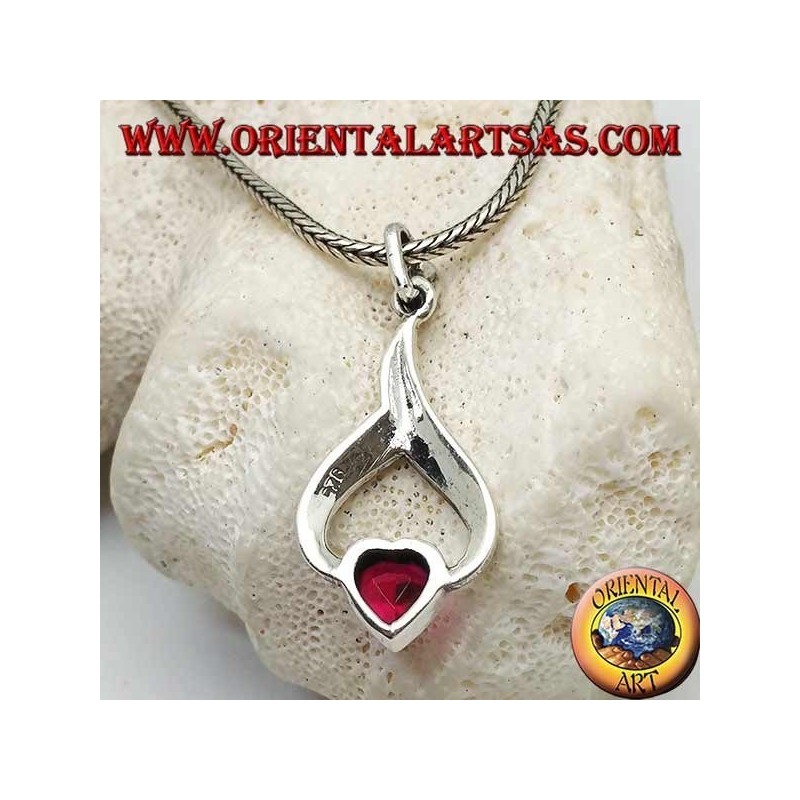 Pendentif en argent coeur grenat dans un fil goutte marcassite
