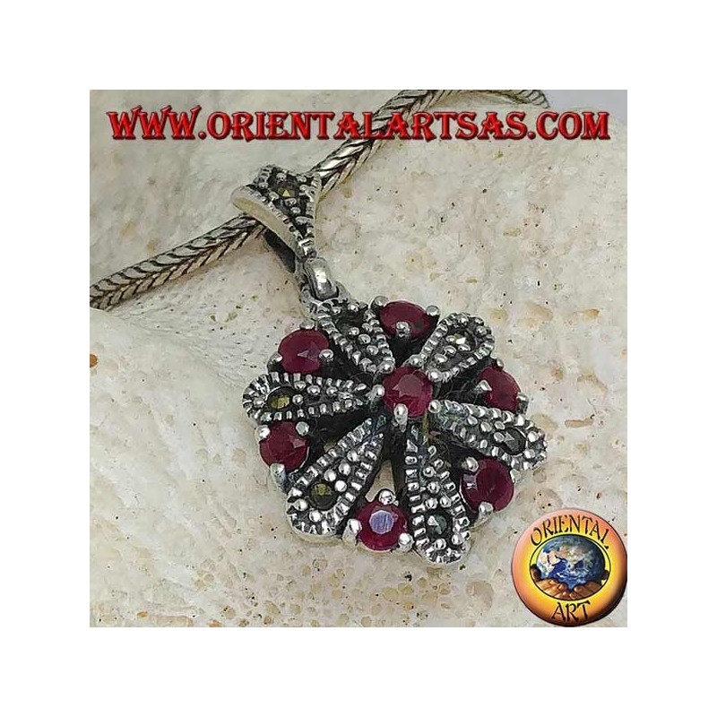 Pendentif marguerite en argent avec 6 +1 ronds et rubis naturels de marcassite