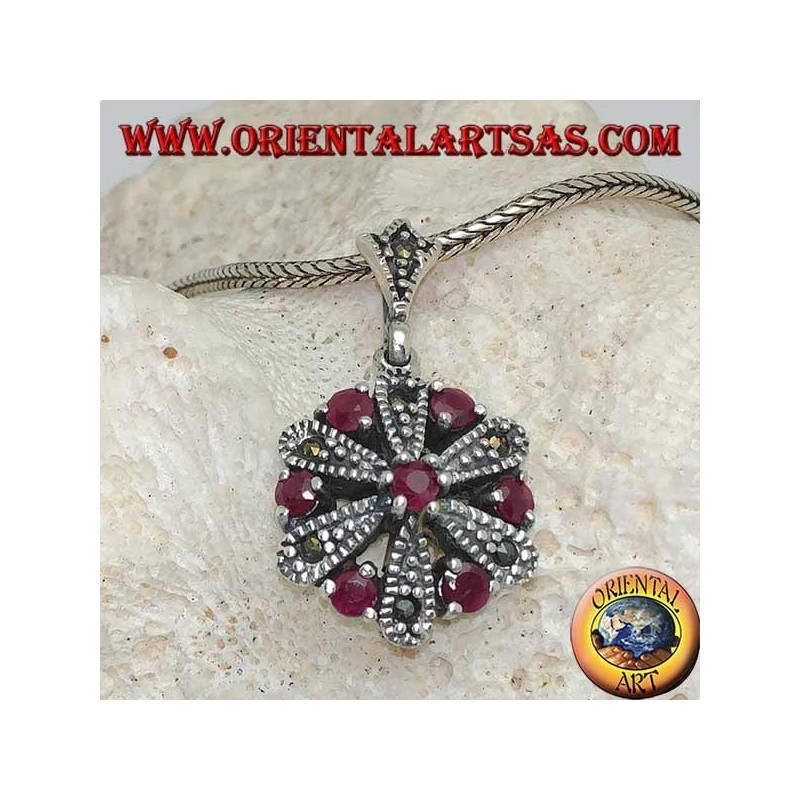 Pendentif marguerite en argent avec 6 +1 ronds et rubis naturels de marcassite