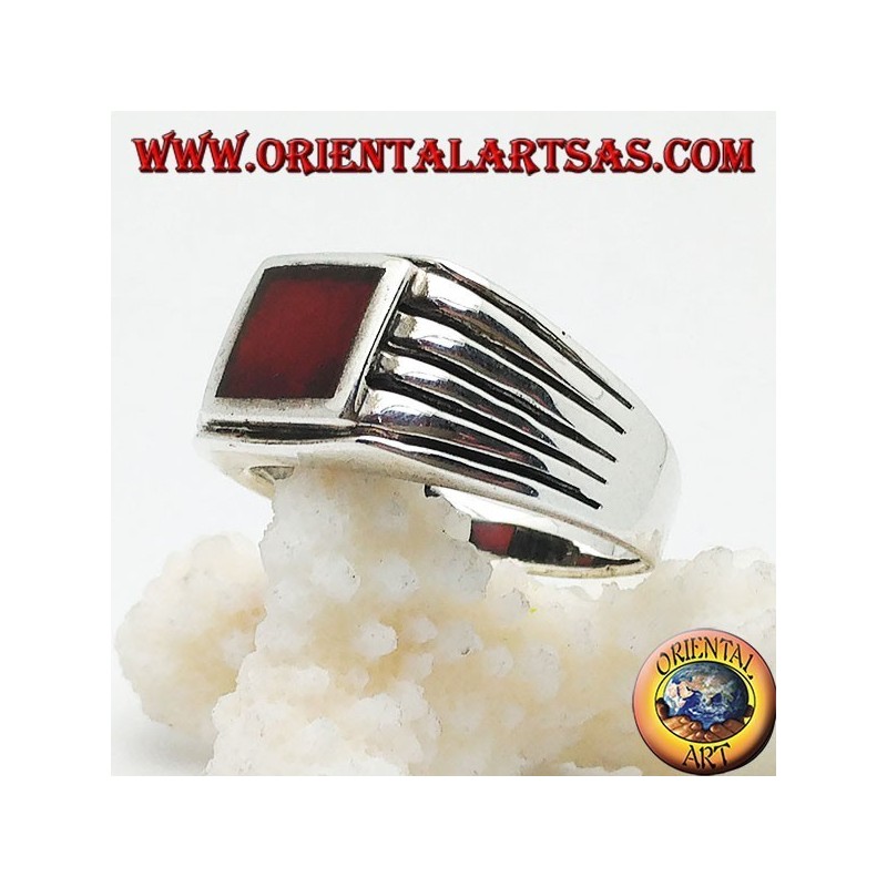 Silver ring with horizontal relief carnelian in relief and 5 lines engraved on the sides