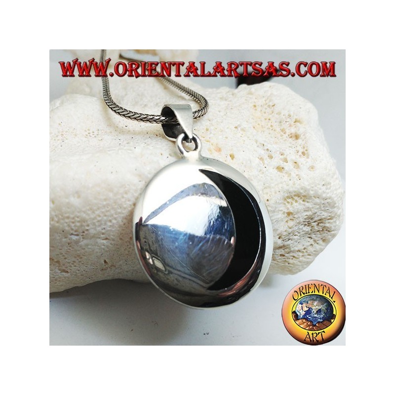 Colgante de medallón de plata lisa con media luna de ónice