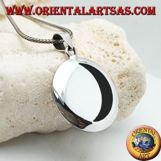 Smooth silver medallion pendant with onyx crescent
