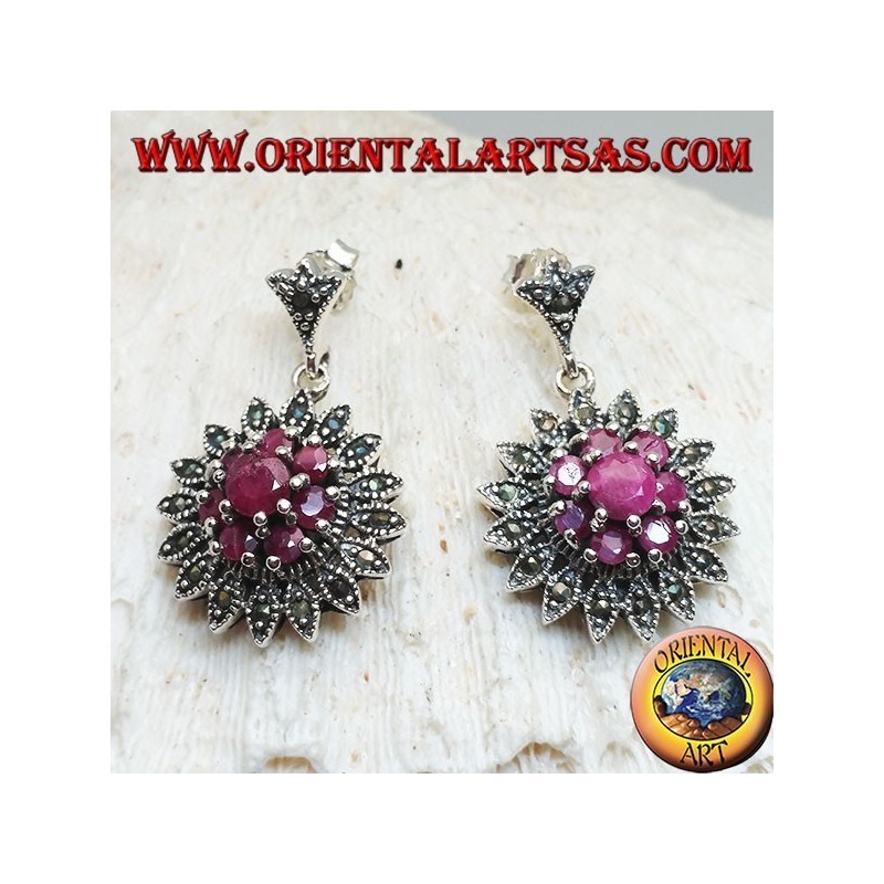 Boucles d'oreilles en argent en forme de fleur de Dalia avec ensemble de rubis ronds et marcassites