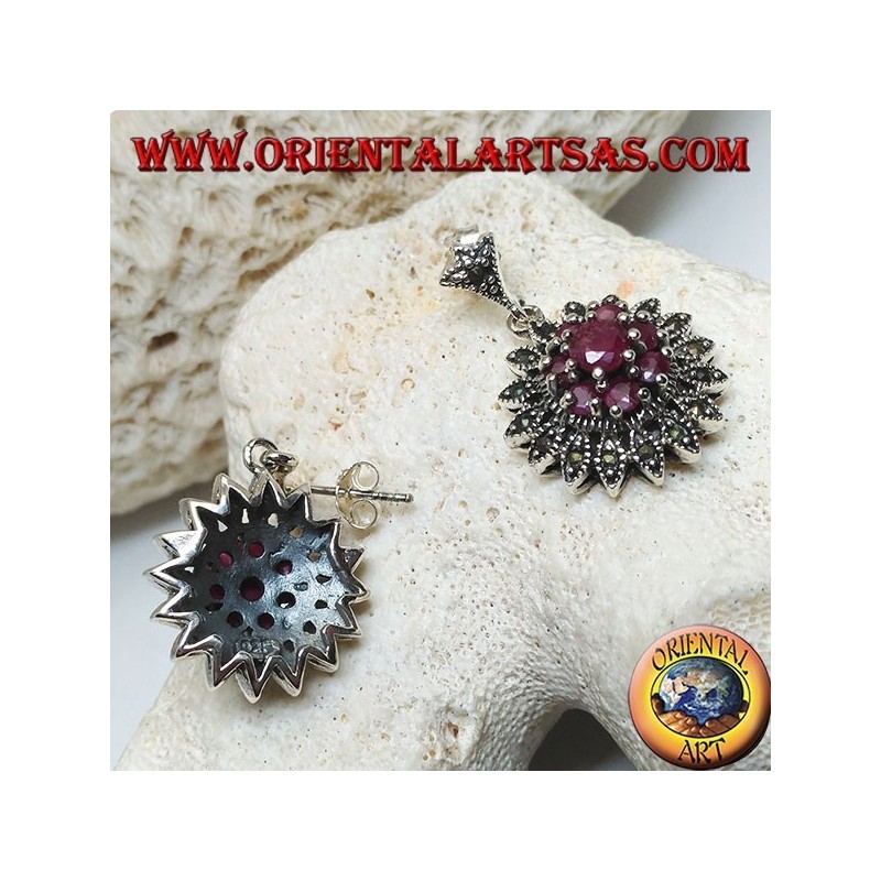 Pendientes de plata en forma de flor de Dalia con rubíes redondos y marcasitas.