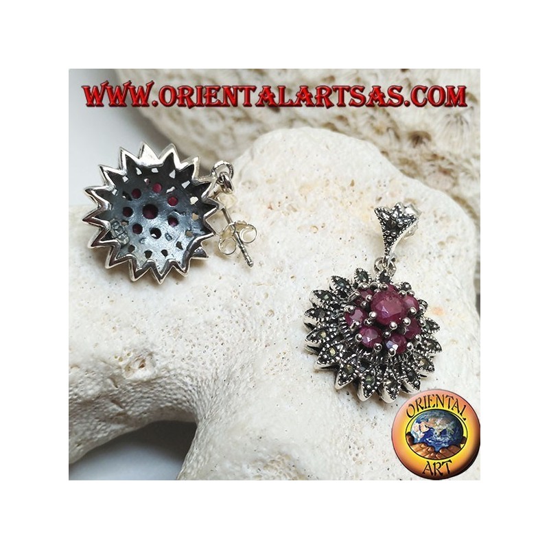 Boucles d'oreilles en argent en forme de fleur de Dalia avec ensemble de rubis ronds et marcassites