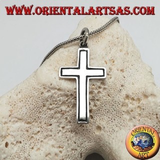 Colgante de cruz cristiana de plata con línea lateral