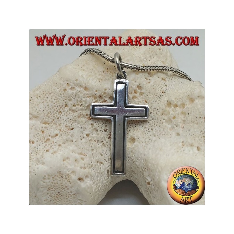 Silver Christian cross pendant with side line