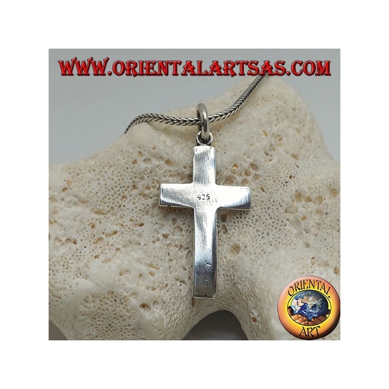Colgante de cruz cristiana de plata con línea lateral