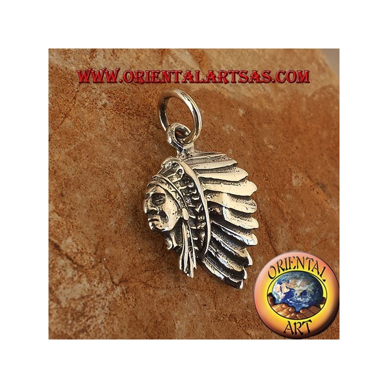 ciondolo testa di Indiano in argento apache 