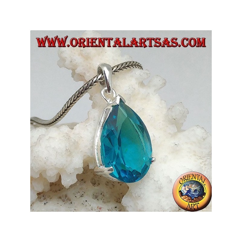 Ciondolo in argento con topazio azzurro sfaccettato incastonato