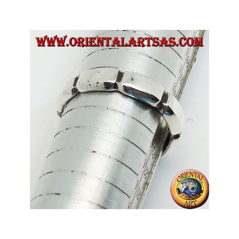 Smooth silver ring with knitted parallelepipeds