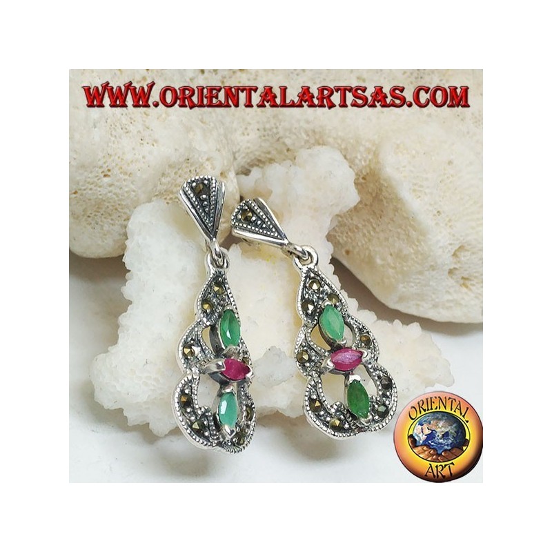 Boucles d'oreilles en argent avec 2 émeraudes et un rubis ovale naturel dans une pyramide ronde en marcassite