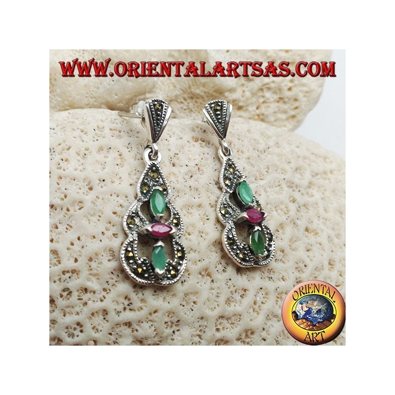 Boucles d'oreilles en argent avec 2 émeraudes et un rubis ovale naturel dans une pyramide ronde en marcassite