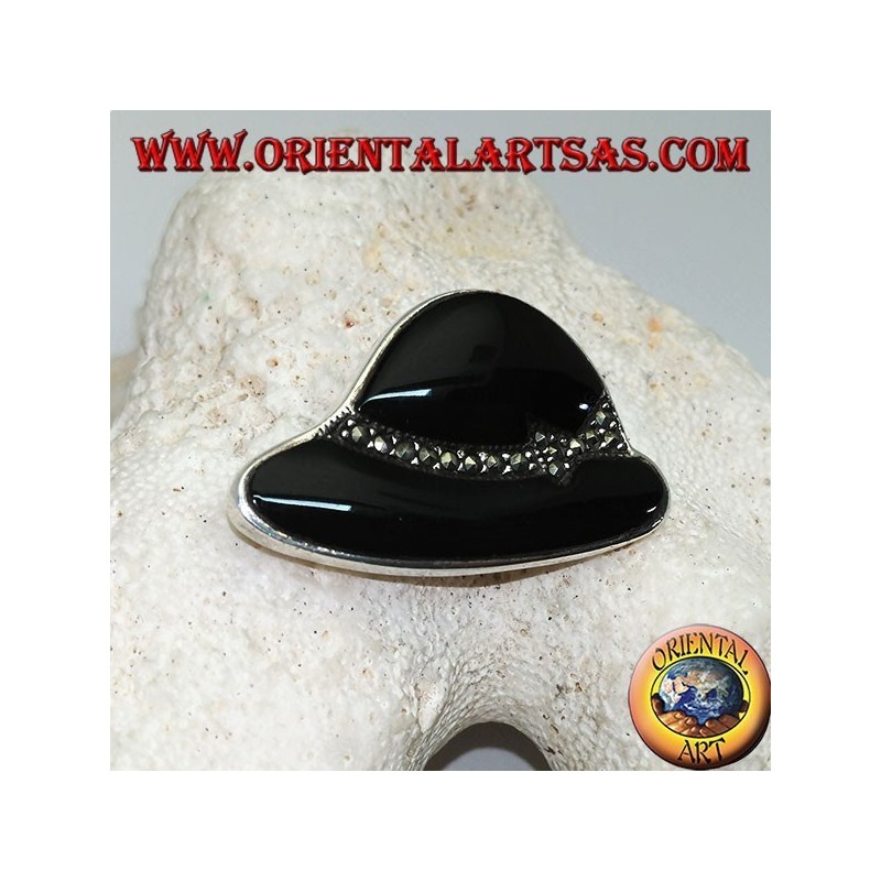 Spilla in argento a forma di cappello "Cloche" in onice e marcassite