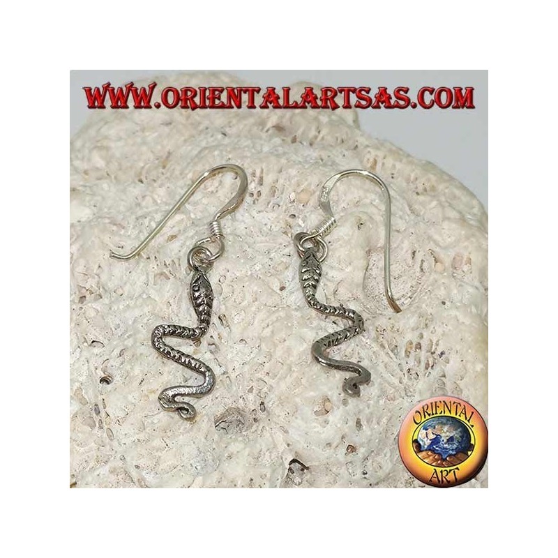 Silver earrings with sinuous snake in movement