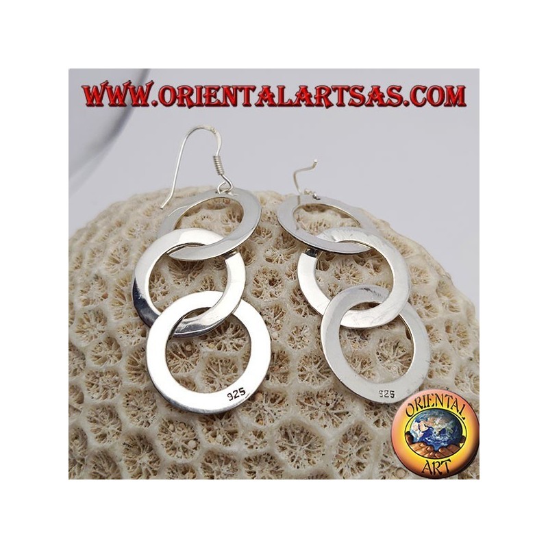 Silver earrings with three smooth and flat chained pendants