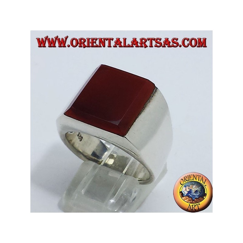 Smooth silver ring with overlapping square carnelian