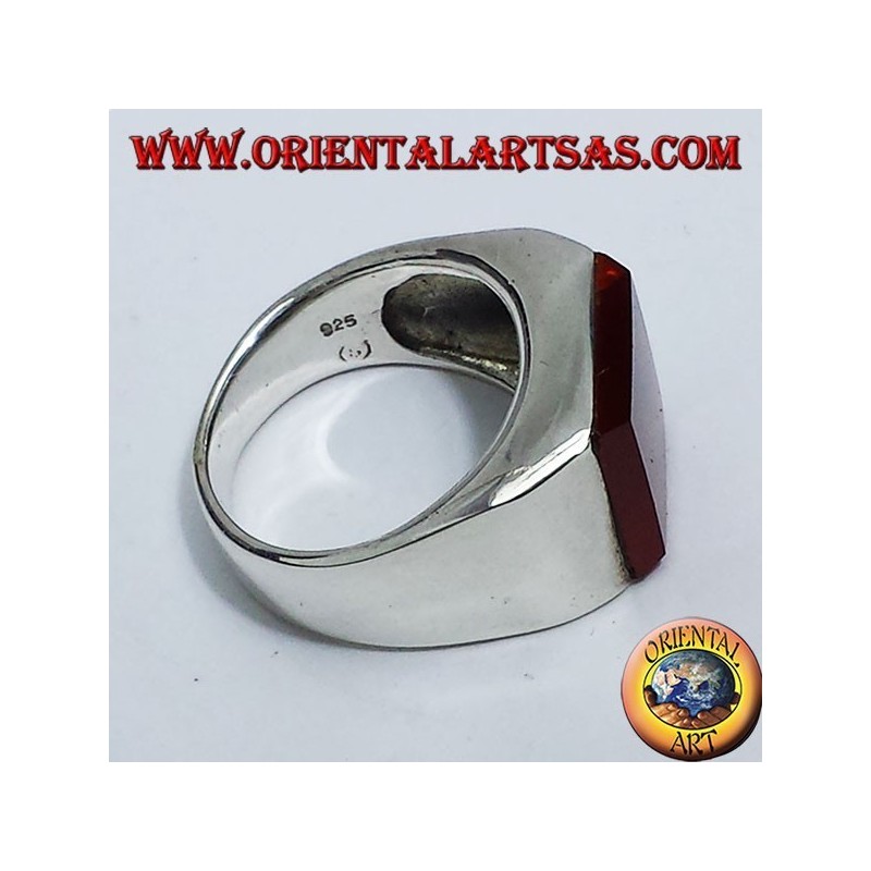 Bague en argent lisse avec cornaline carrée qui se chevauchent