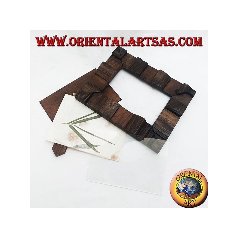 Picture frame with steps in antique teak wood 25x20 cm