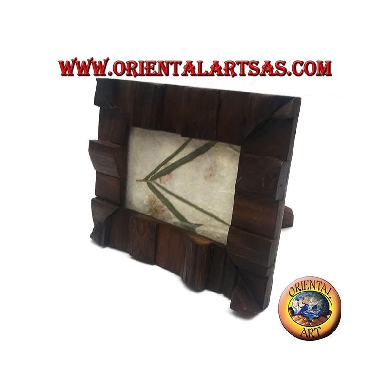 Picture frame with steps in antique teak wood 25x20 cm
