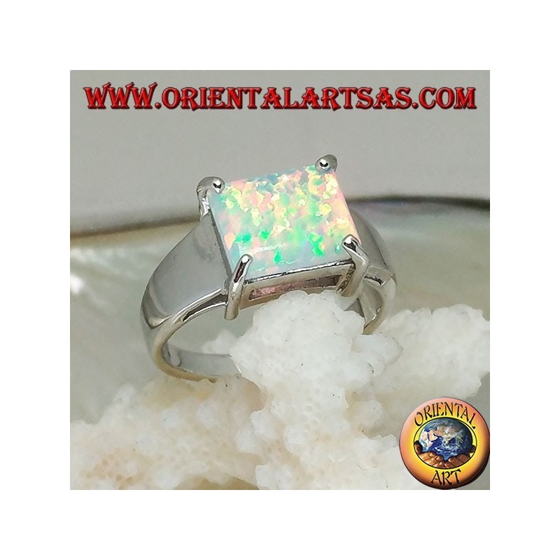 Silberring mit einem horizontalen rechteckigen Harlekinopal in vier Teile