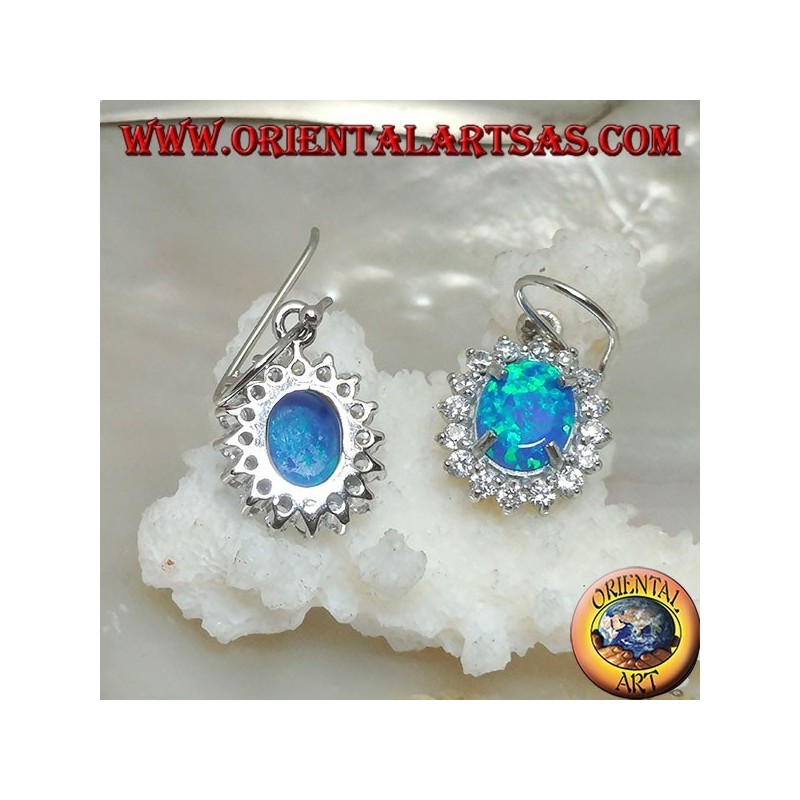 Boucles d'oreilles en argent avec opale de feu bleu ovale sertie de zircone cubique (grand)