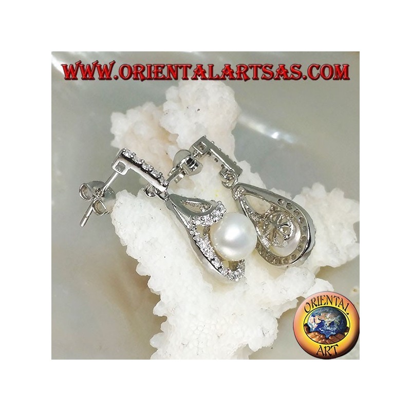 Orecchini in argento a goccia pendente con perla bianca d'acqua dolce contornata da zirconi