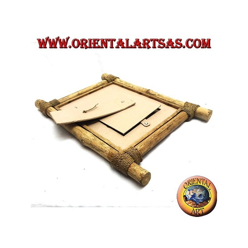 Vertical photo frame in coffee wood and decorations in 35 x 33 cm bark sticks