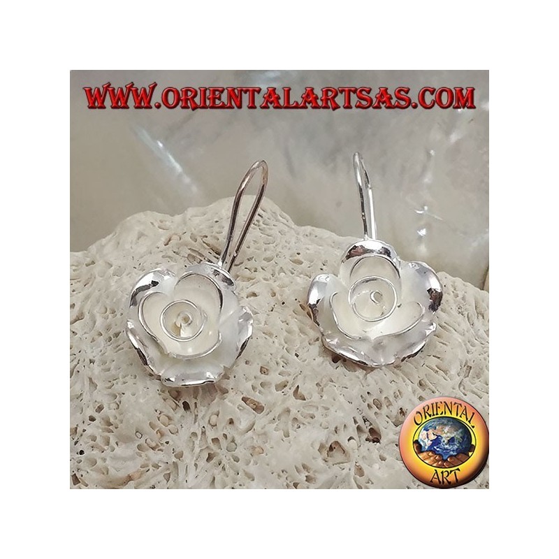 Silberne Ohrringe in Form einer großen Rose mit Satin-Finish