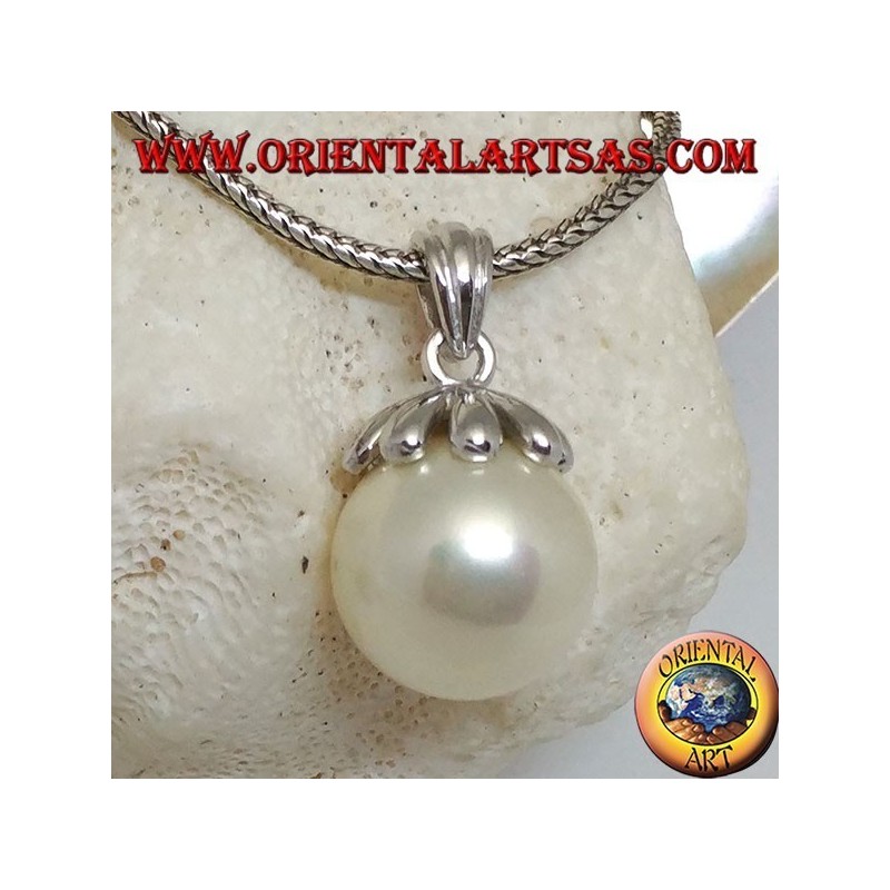 Pendentif en argent avec perle d'eau douce géante et capuchon de feuille