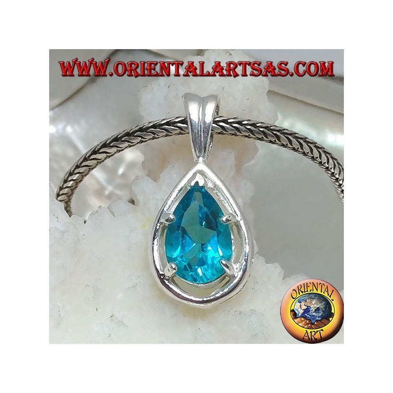 Ciondolo in argento con topazio azzurro sfaccettato incastonato su rialzo di montatura a goccia 
