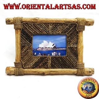 Horizontal photo frame in coffee wood and bark stick decorations 19 x 29 cm