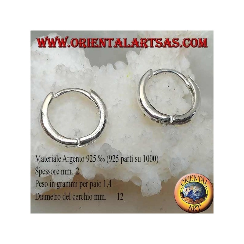 Boucle d'oreille simple en argent et fermeture à pression 2 x 12 mm