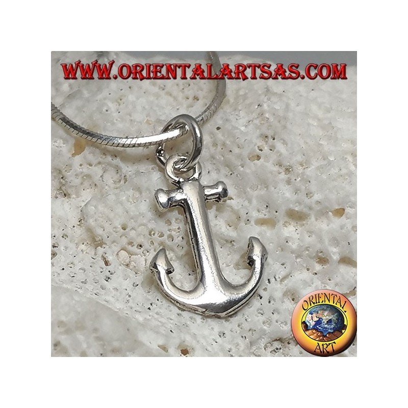 Pendentif en argent en forme de petite ancre biseautée