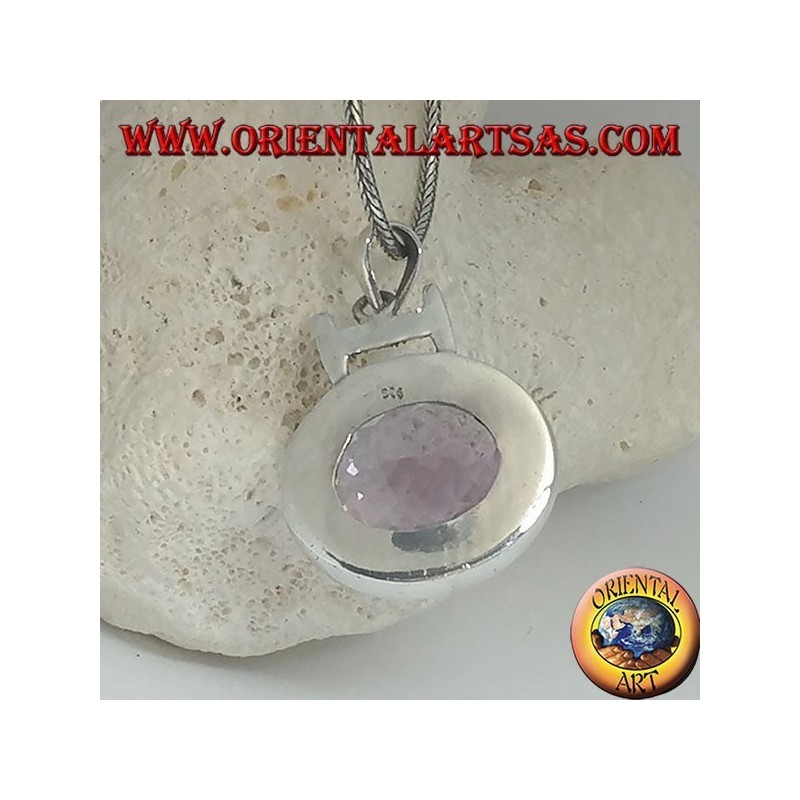 Ciondolo in argento con una splendida grande ametista naturale ovale sfacettata su montatura liscia orizzontale