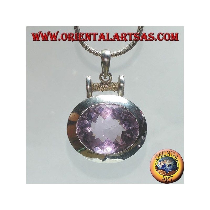 Silberanhänger mit einem prächtigen großen facettierten ovalen natürlichen Amethyst auf einer glatten horizontalen Einstellung