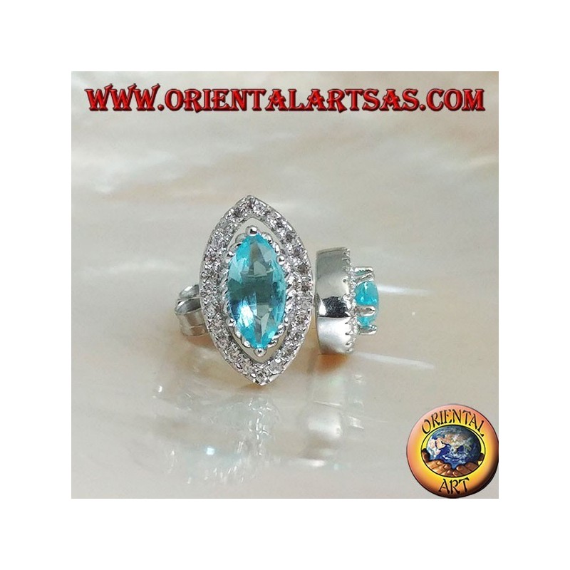 Orecchini in argento a navetta da lobo con topazio azzurro naturale incastonato contornato da zirconi