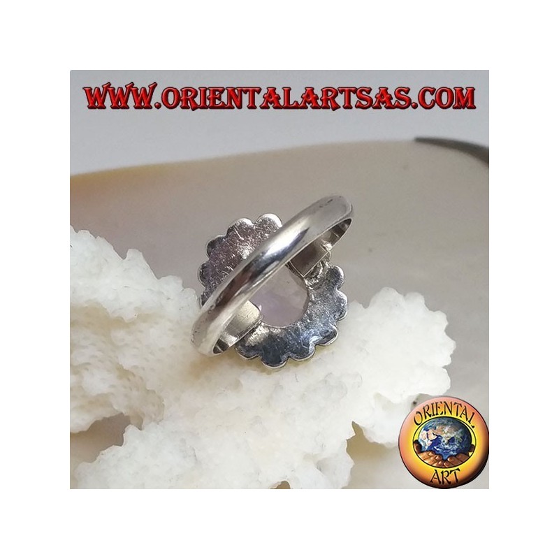 Bague en argent avec améthyste ovale naturelle facettée entourée de disques