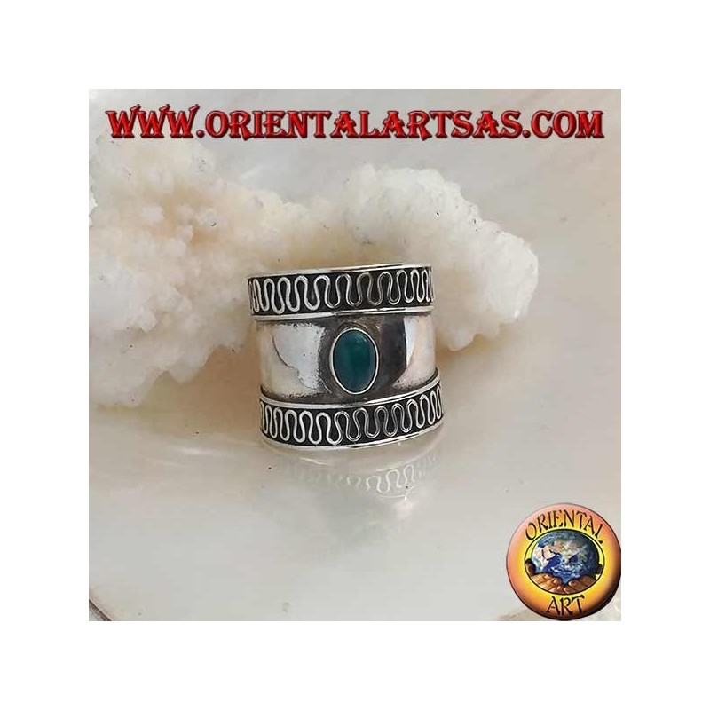 Wide band silver ring with oval green agate and contour serpentine, Bali