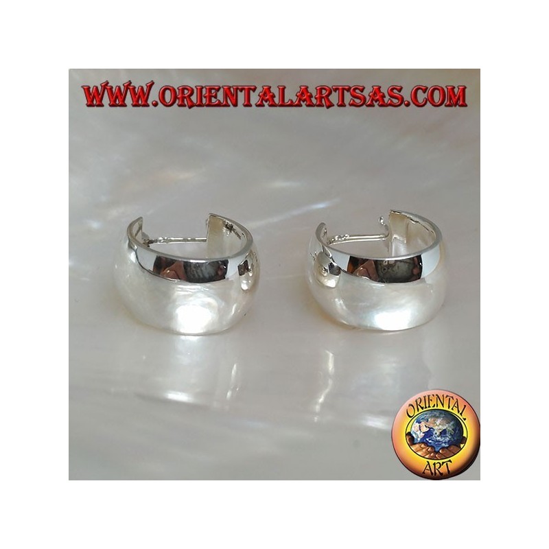 Einfacher ovaler Silberohrring mit 18 x 16 x 8 mm Hebelverschluss