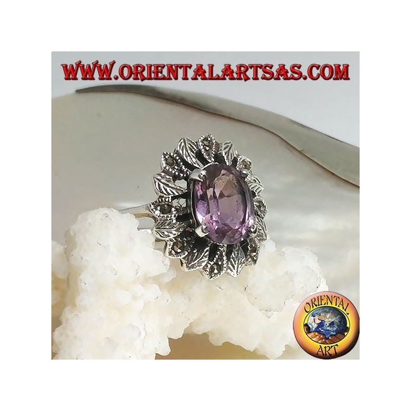 Bague en argent avec améthyste naturelle ovale sertie de feuilles d'argent et de marcassite