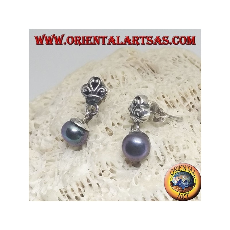 Pendientes con lóbulos plateados con corona y colgante de perlas de agua dulce gris