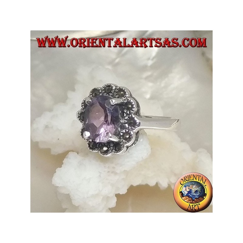 Bague en argent marguerite avec améthyste naturelle ovale et marcassite à pétales