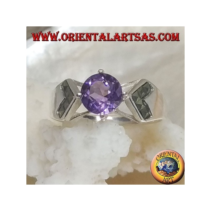 Silver ring with natural round amethyst set and inward arrow in marcasite
