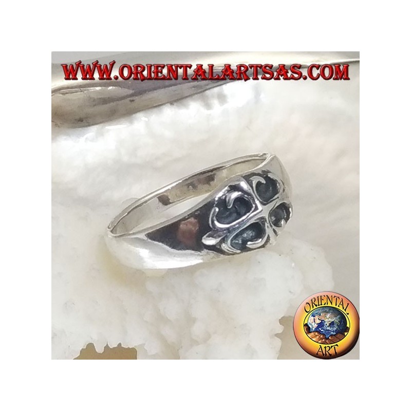 Silver ring with lily cross (symbol of the French dynasties) in high relief