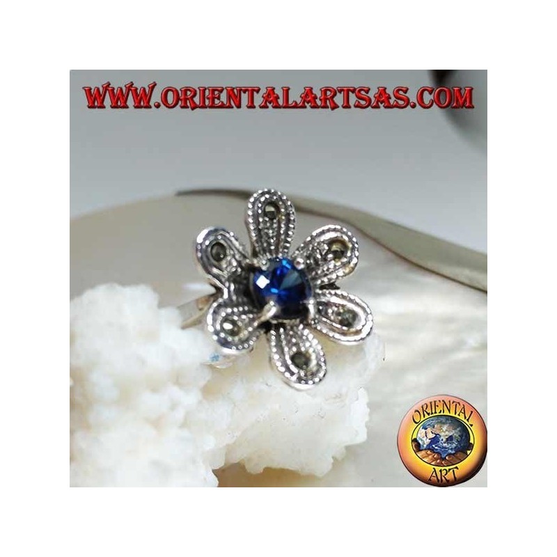 "Bethlehem star" flower-shaped silver ring with round sapphire and marcasite zircon