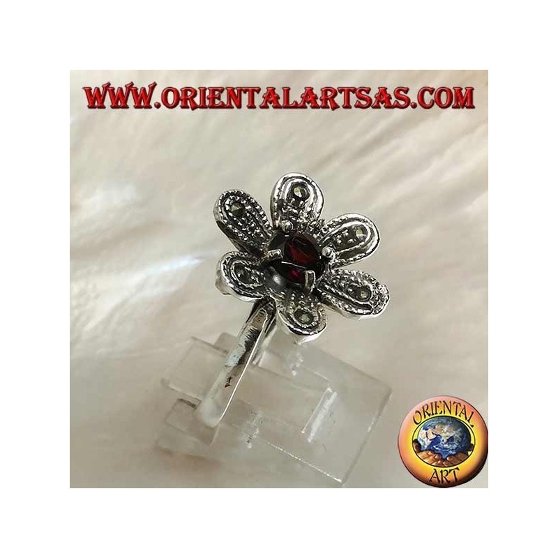 Bague en argent en forme de fleur "étoile de Bethléem" avec grenat naturel rond et marcassite
