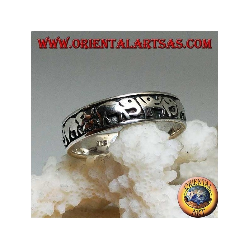 Ring in silver with elephants in a row in high relief