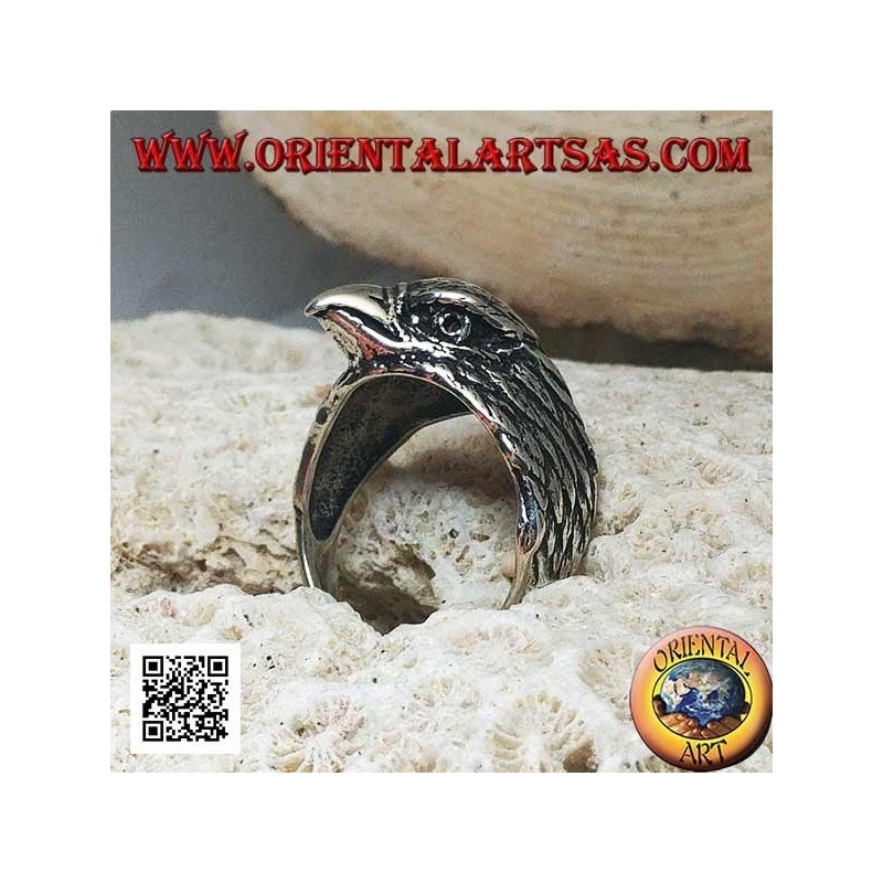 Anillo de plata con tres cuartos de cabeza de águila
